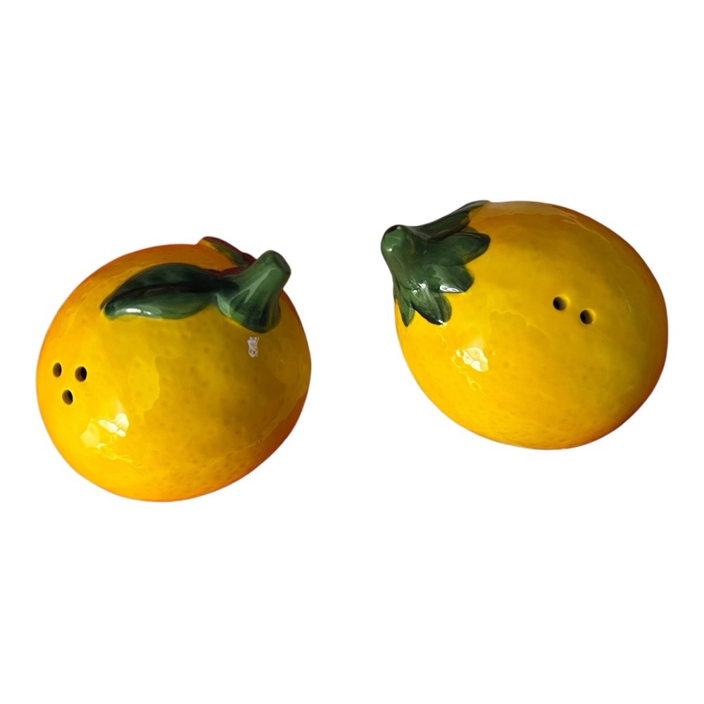 Sur La Table NWT adorable stemmed lemon stoneware salt and pepper set
